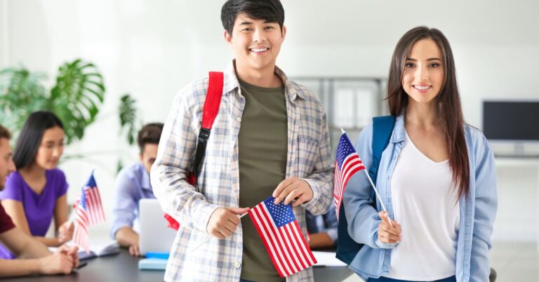 Thượng viện kêu gọi Bộ ngoại giao Mỹ giải quyết tình trạng chậm trễ cấp Visa