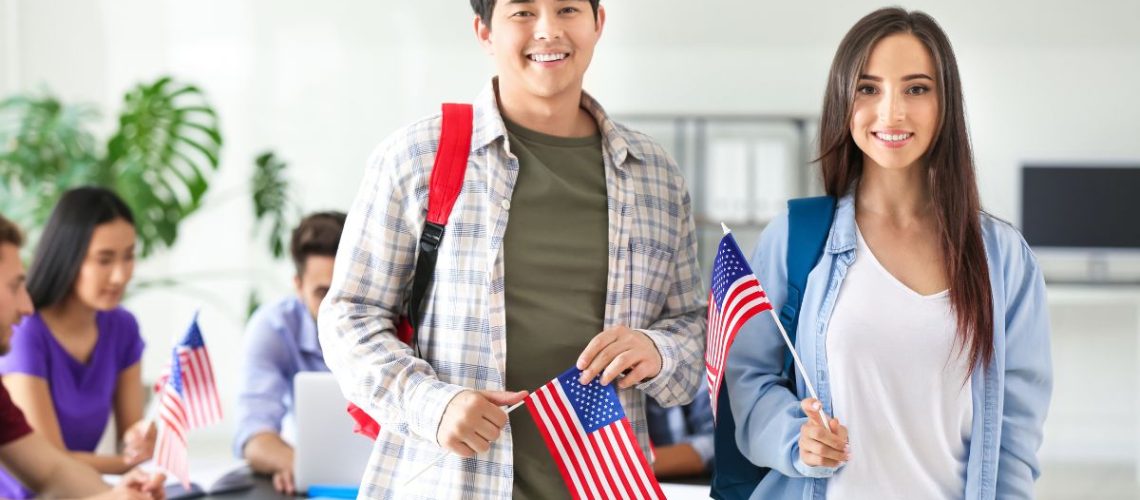 Thượng viện kêu gọi Bộ ngoại giao Mỹ giải quyết tình trạng chậm trễ cấp Visa